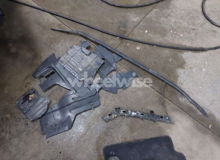 Photo 12 of 2018 Kia Forte LX (VIN 3KPFK4A75JE220718)