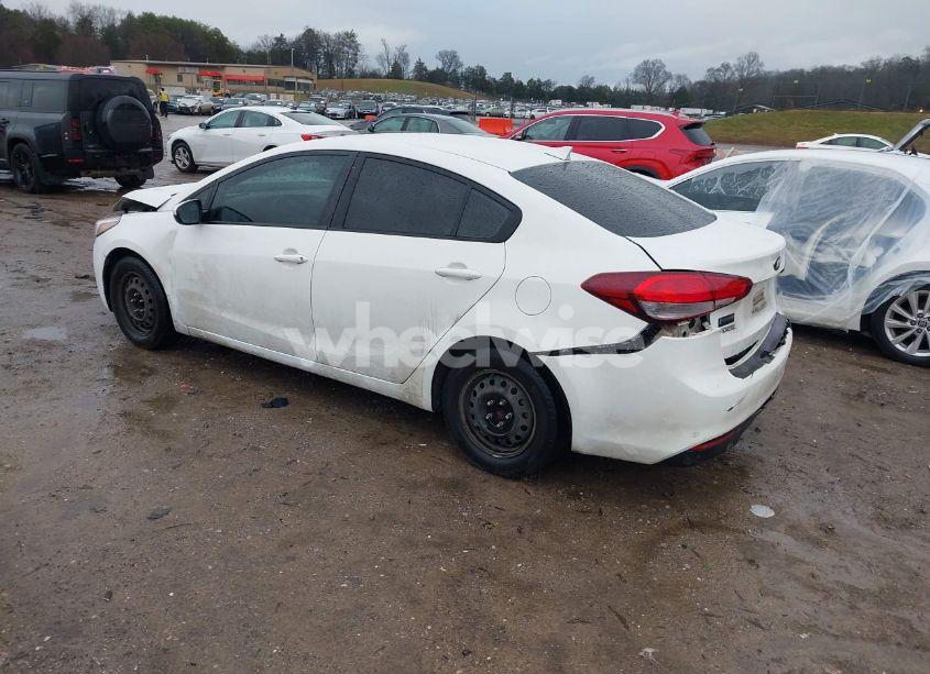 Photo 3 of 2017 Kia Forte LX (VIN 3KPFK4A76HE016553)