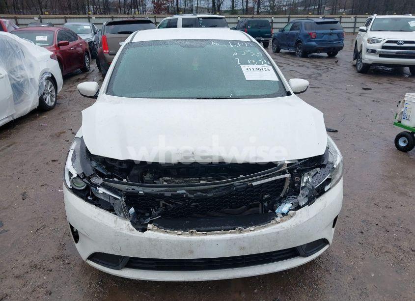 Photo 6 of 2017 Kia Forte LX (VIN 3KPFK4A76HE016553)