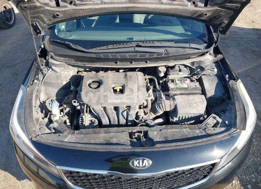 Photo 10 of 2017 Kia Forte LX (VIN 3KPFK4A76HE044305)