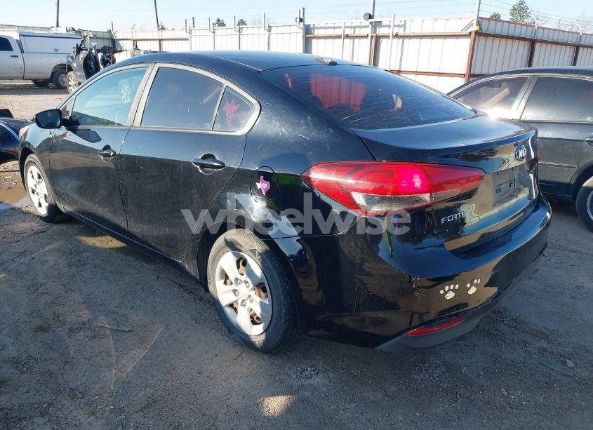 Photo 3 of 2017 Kia Forte LX (VIN 3KPFK4A76HE044305)