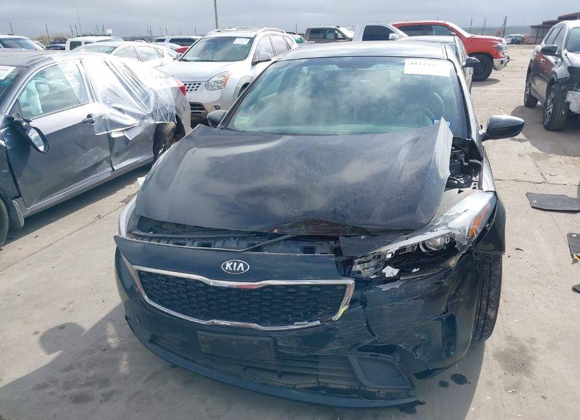 Photo 12 of 2017 Kia Forte LX (VIN 3KPFK4A76HE050914)