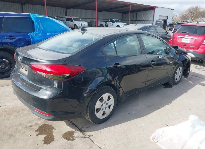 Photo 4 of 2017 Kia Forte LX (VIN 3KPFK4A76HE050914)