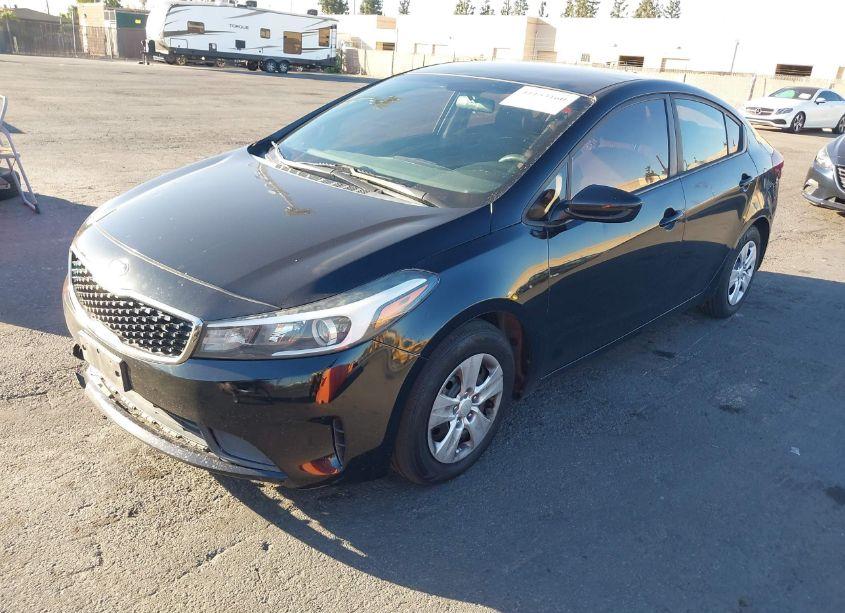 Photo 2 of 2017 Kia Forte LX (VIN 3KPFK4A76HE064098)