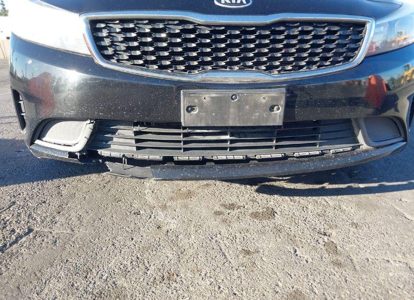 Photo 6 of 2017 Kia Forte LX (VIN 3KPFK4A76HE064098)