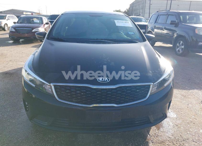 Photo 12 of 2017 Kia Forte LX (VIN 3KPFK4A76HE102123)