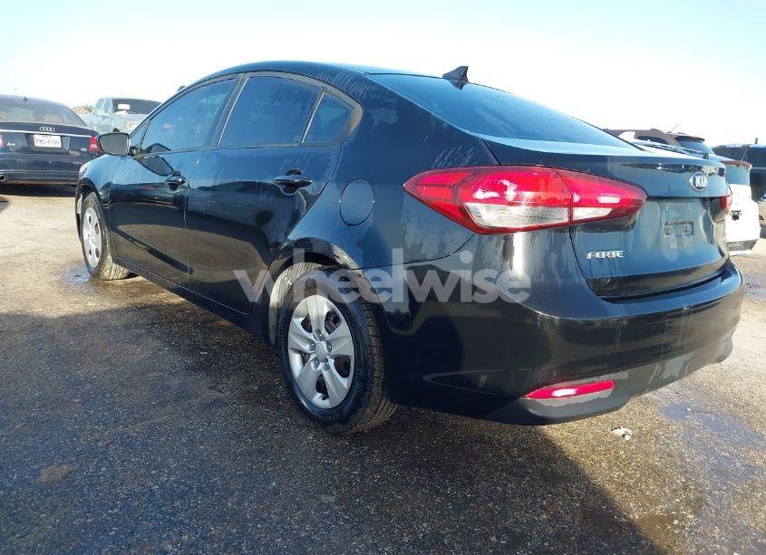 Photo 3 of 2017 Kia Forte LX (VIN 3KPFK4A76HE102123)