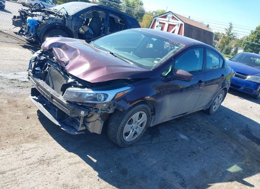 Photo 2 of 2018 Kia Forte LX (VIN 3KPFK4A76JE169861)