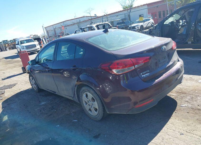 Photo 3 of 2018 Kia Forte LX (VIN 3KPFK4A76JE169861)