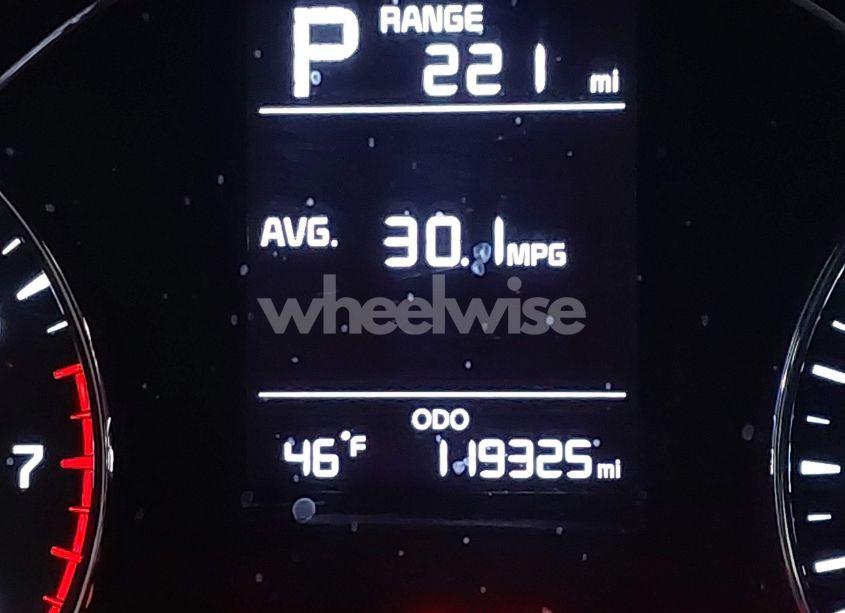 Photo 15 of 2018 Kia Forte LX (VIN 3KPFK4A76JE180875)