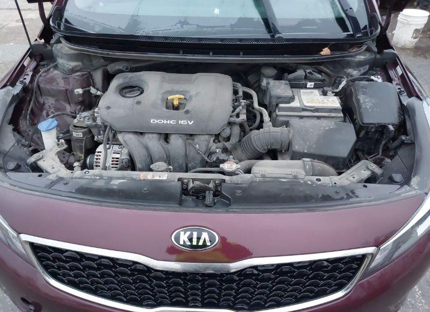 Photo 10 of 2018 Kia Forte LX (VIN 3KPFK4A76JE187468)