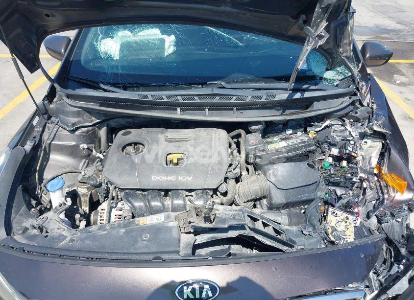 Photo 10 of 2018 Kia Forte LX (VIN 3KPFK4A76JE194226)