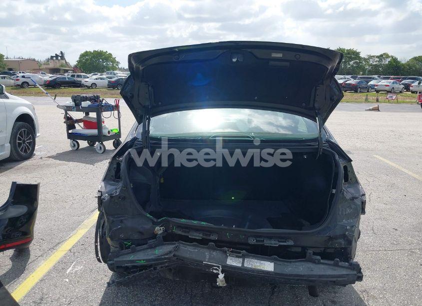 Photo 6 of 2018 Kia Forte LX (VIN 3KPFK4A76JE221683)