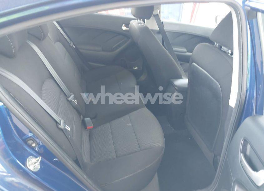 Photo 8 of 2018 Kia Forte LX (VIN 3KPFK4A76JE221814)