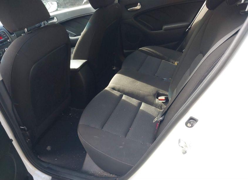 Photo 8 of 2018 Kia Forte LX (VIN 3KPFK4A76JE238340)