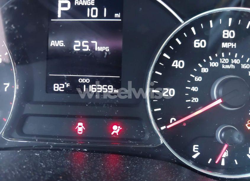 Photo 7 of 2018 Kia Forte LX (VIN 3KPFK4A76JE243182)