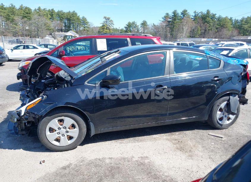 Photo 14 of 2018 Kia Forte LX (VIN 3KPFK4A76JE284654)