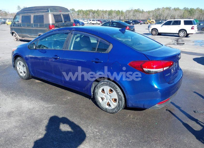 Photo 3 of 2017 Kia Forte LX (VIN 3KPFK4A77HE035886)