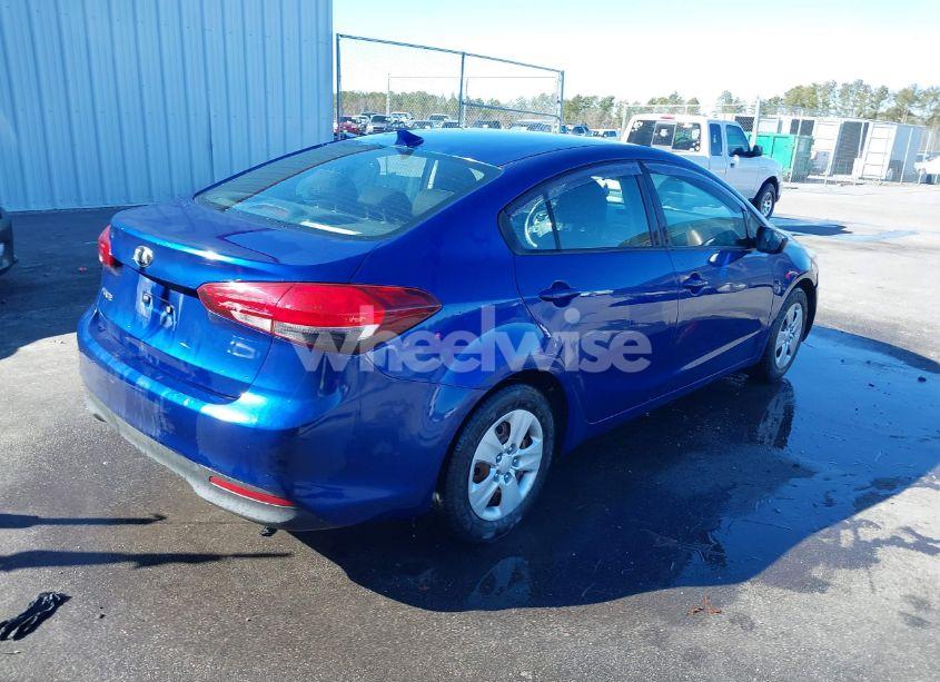 Photo 4 of 2017 Kia Forte LX (VIN 3KPFK4A77HE035886)