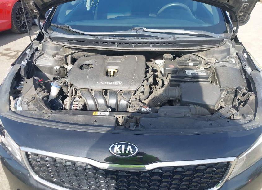 Photo 10 of 2017 Kia Forte LX (VIN 3KPFK4A77HE059203)