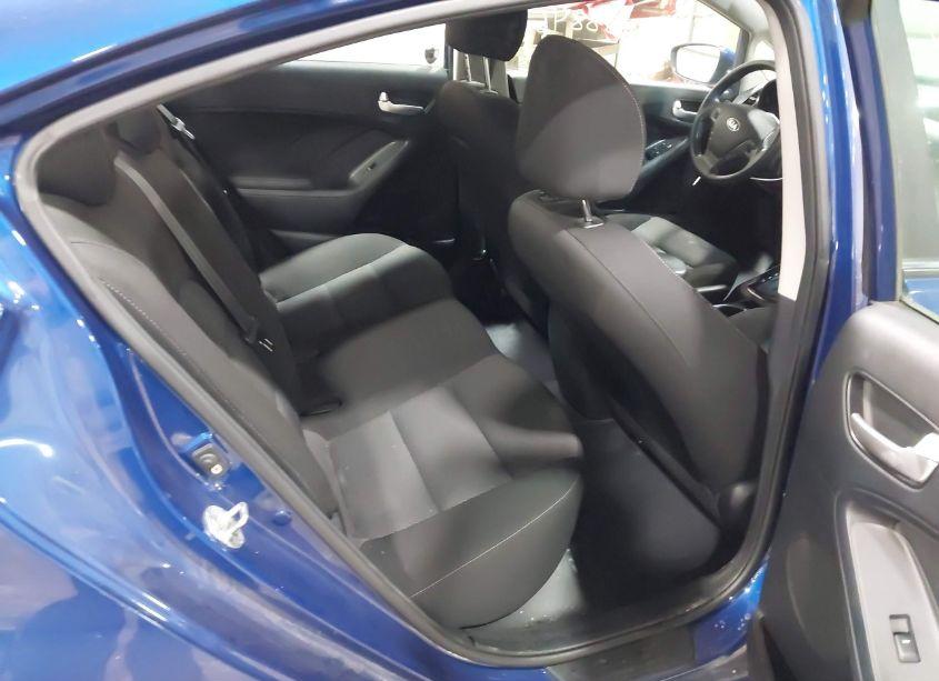 Photo 8 of 2017 Kia Forte LX (VIN 3KPFK4A77HE078110)