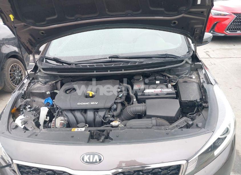 Photo 10 of 2017 Kia Forte LX (VIN 3KPFK4A77HE086630)