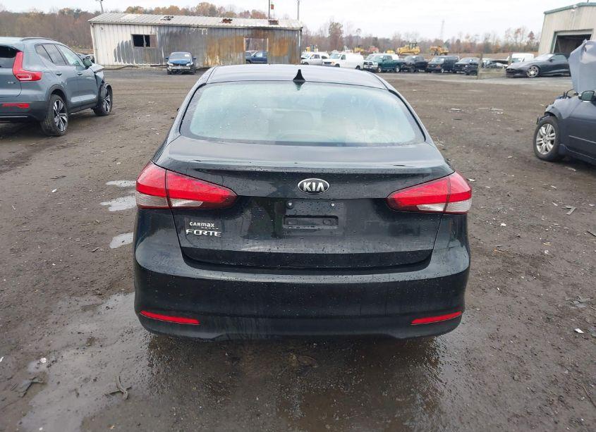 Photo 16 of 2017 Kia Forte LX (VIN 3KPFK4A77HE093884)