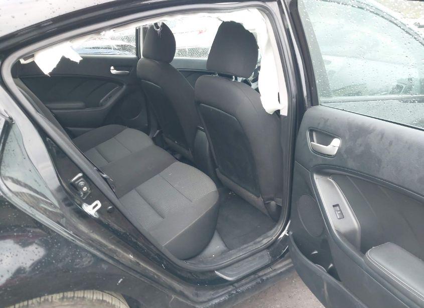 Photo 8 of 2017 Kia Forte LX (VIN 3KPFK4A77HE093884)