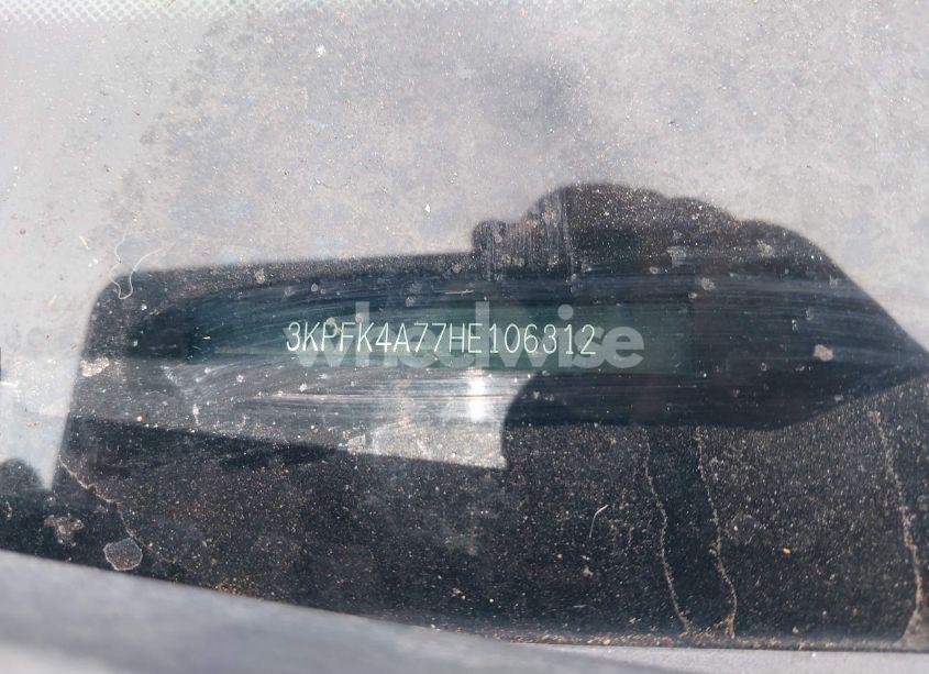 Photo 9 of 2017 Kia Forte LX (VIN 3KPFK4A77HE106312)