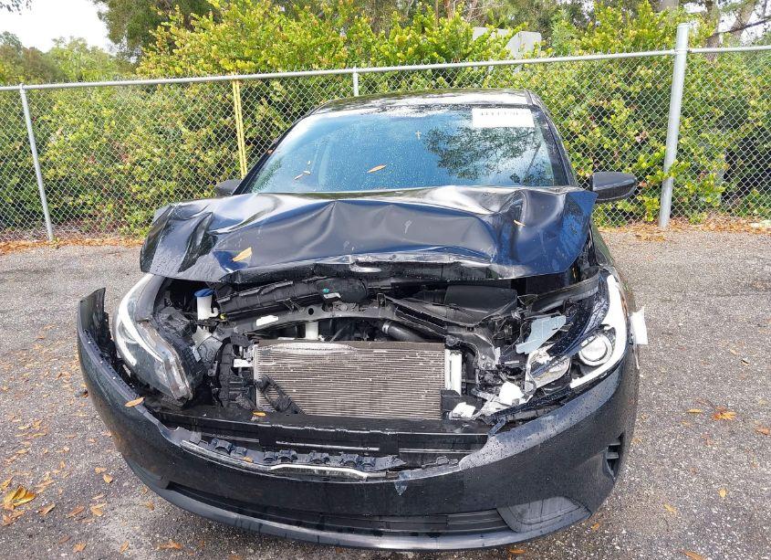 Photo 11 of 2017 Kia Forte LX (VIN 3KPFK4A77HE114992)