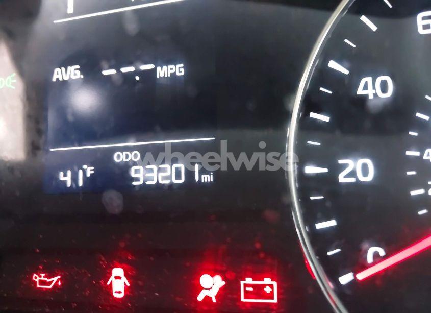 Photo 15 of 2017 Kia Forte LX (VIN 3KPFK4A77HE135616)