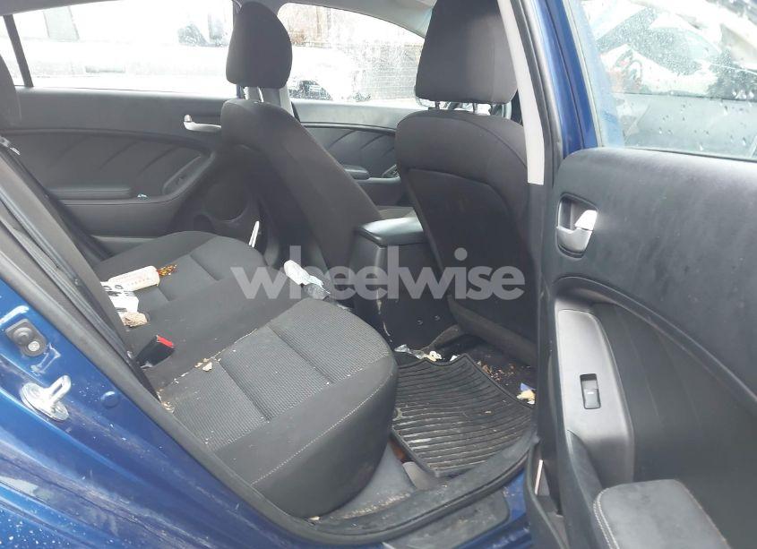 Photo 8 of 2017 Kia Forte LX (VIN 3KPFK4A77HE135616)