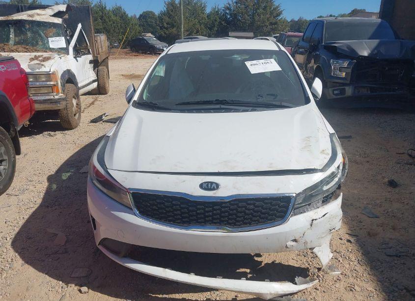 Photo 11 of 2017 Kia Forte LX (VIN 3KPFK4A77HE158281)