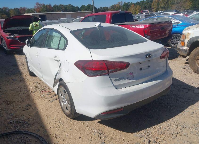 Photo 3 of 2017 Kia Forte LX (VIN 3KPFK4A77HE158281)