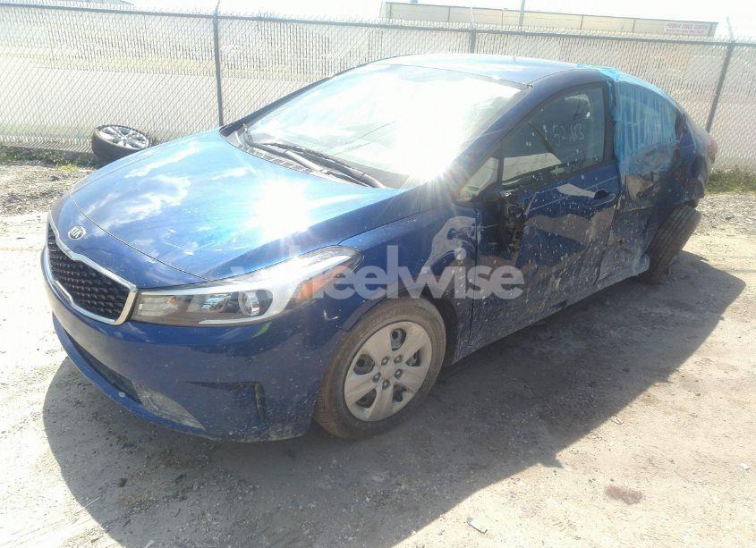 Photo 2 of 2017 Kia Forte LX (VIN 3KPFK4A77HE159981)