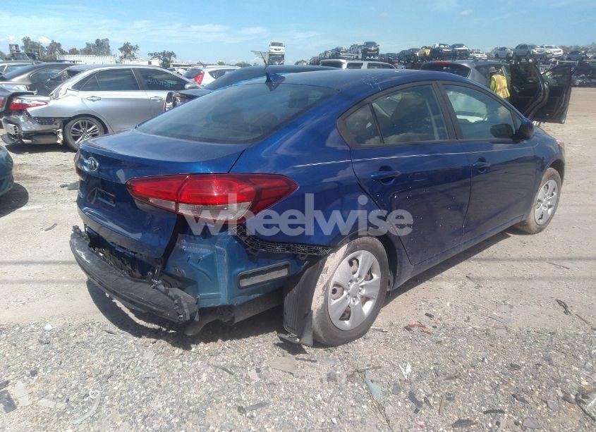 Photo 4 of 2017 Kia Forte LX (VIN 3KPFK4A77HE159981)