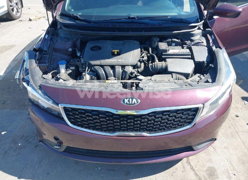 Photo 10 of 2018 Kia Forte LX (VIN 3KPFK4A77JE199502)