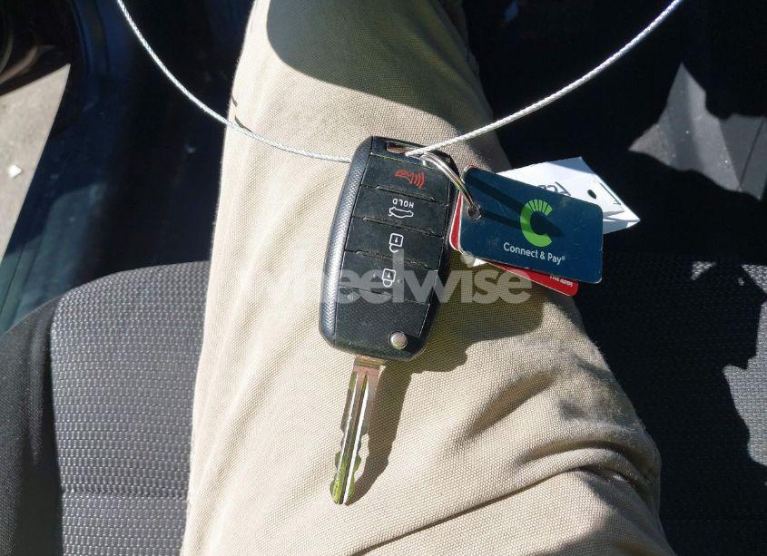 Photo 11 of 2018 Kia Forte LX (VIN 3KPFK4A77JE199502)