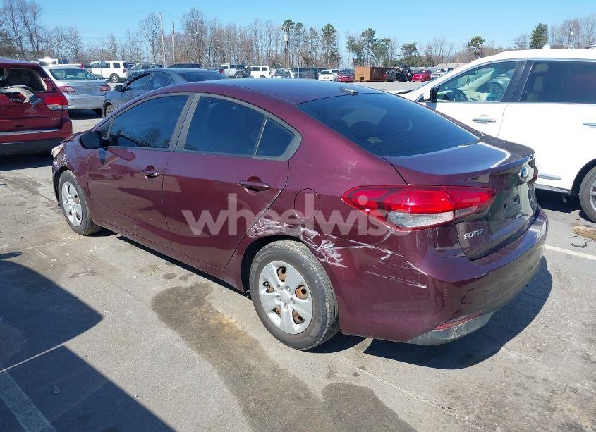 Photo 3 of 2018 Kia Forte LX (VIN 3KPFK4A77JE199502)