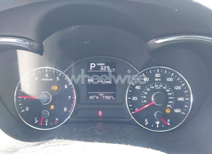 Photo 7 of 2018 Kia Forte LX (VIN 3KPFK4A77JE236371)