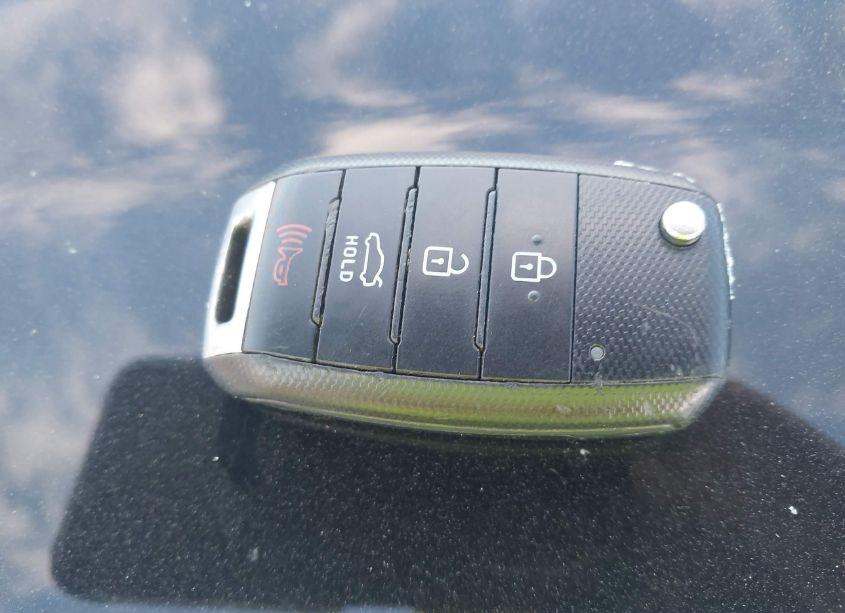 Photo 11 of 2018 Kia Forte LX (VIN 3KPFK4A77JE254630)