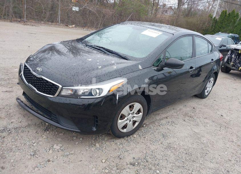 Photo 2 of 2018 Kia Forte LX (VIN 3KPFK4A77JE281083)