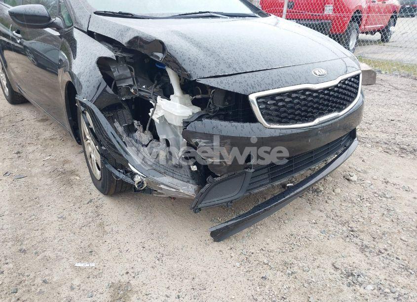 Photo 6 of 2018 Kia Forte LX (VIN 3KPFK4A77JE281083)