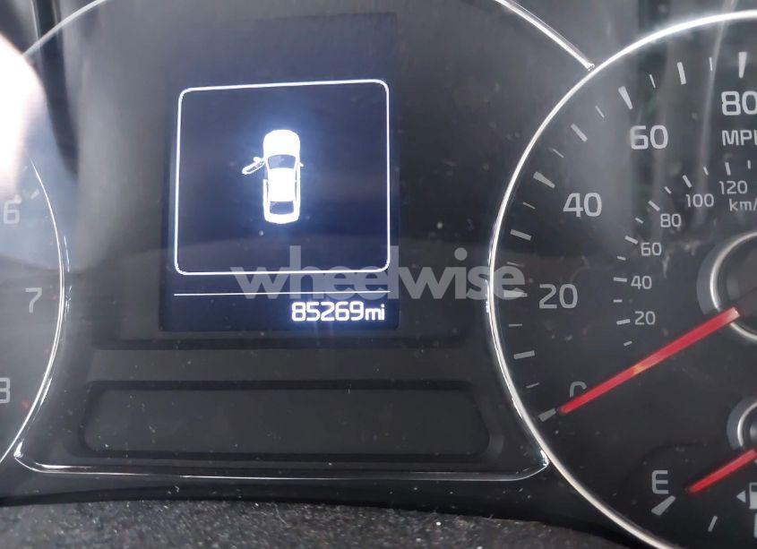 Photo 7 of 2018 Kia Forte LX (VIN 3KPFK4A77JE281083)