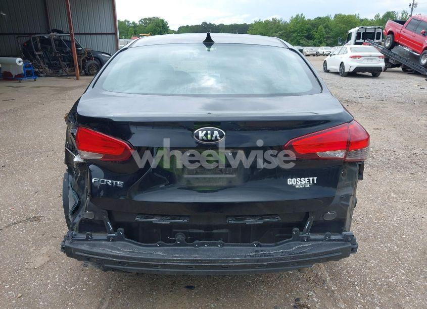 Photo 16 of 2018 Kia Forte LX (VIN 3KPFK4A77JE283531)