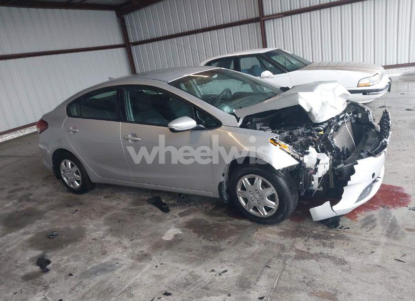 Photo 13 of 2017 Kia Forte LX (VIN 3KPFK4A78HE017364)