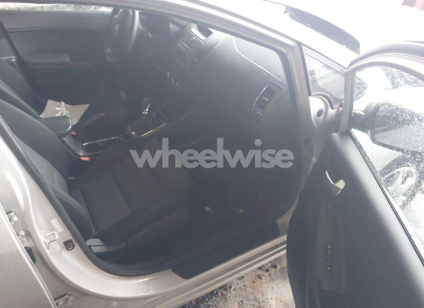 Photo 5 of 2017 Kia Forte LX (VIN 3KPFK4A78HE017364)