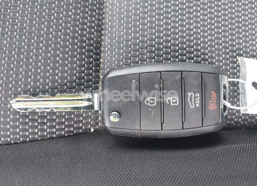 Photo 11 of 2017 Kia Forte LX (VIN 3KPFK4A78HE065446)