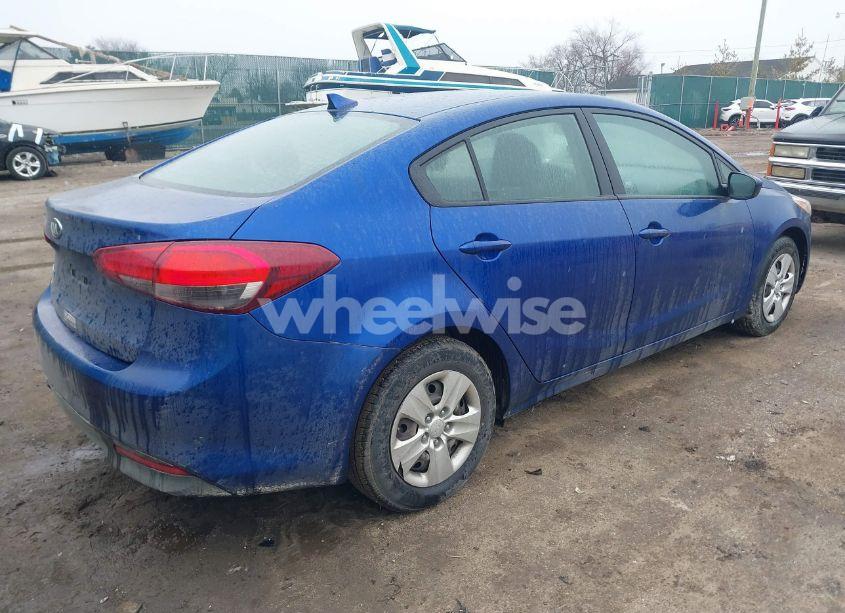 Photo 4 of 2017 Kia Forte LX (VIN 3KPFK4A78HE065446)