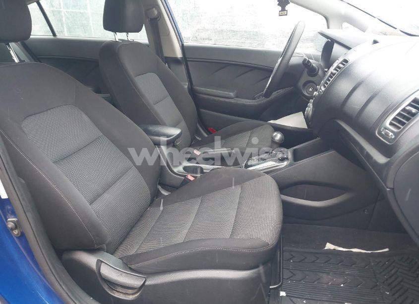 Photo 5 of 2017 Kia Forte LX (VIN 3KPFK4A78HE065446)